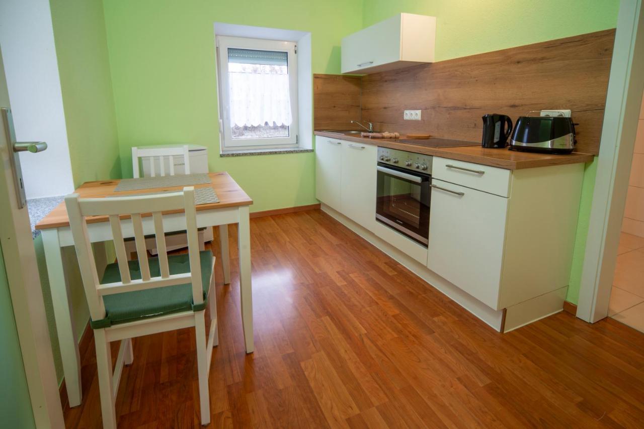Monteur-/ Arbeiter-Apartment_ Wohnung 4 Memmingen Eksteriør bilde